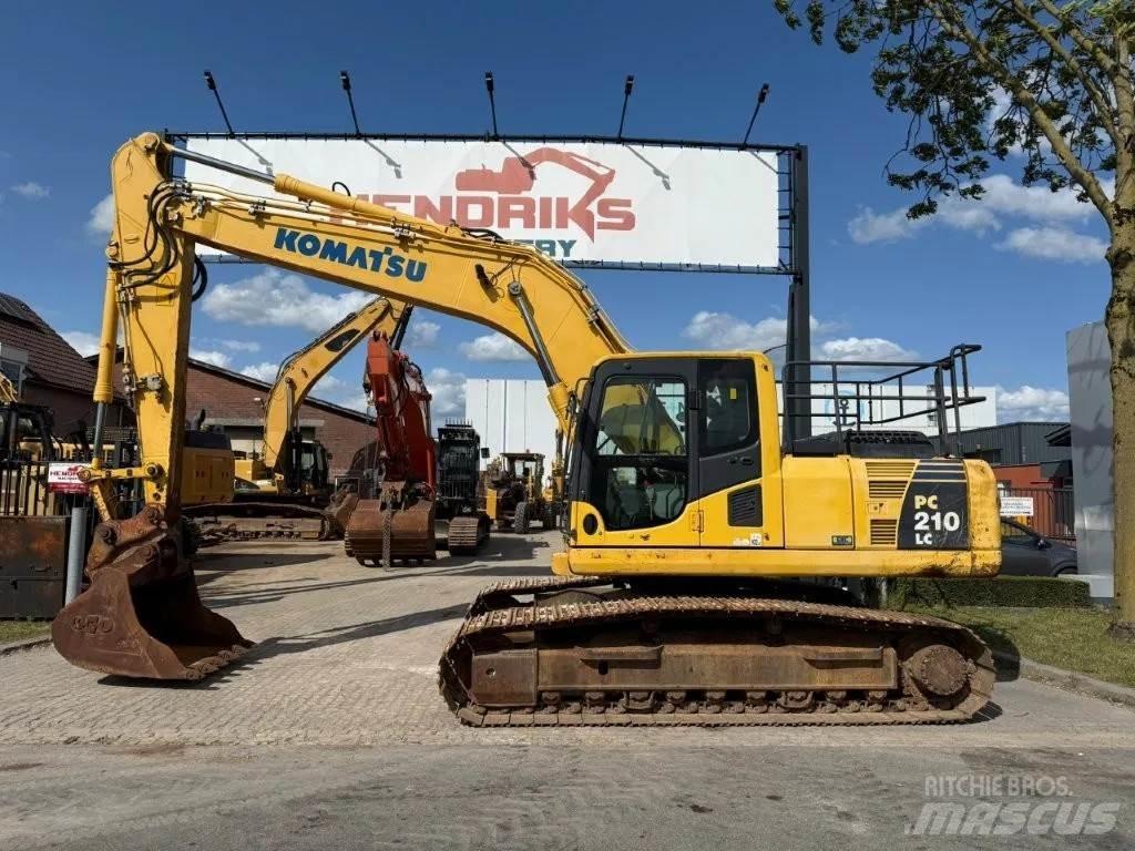 Komatsu PC210LC-8 Гусеничные экскаваторы