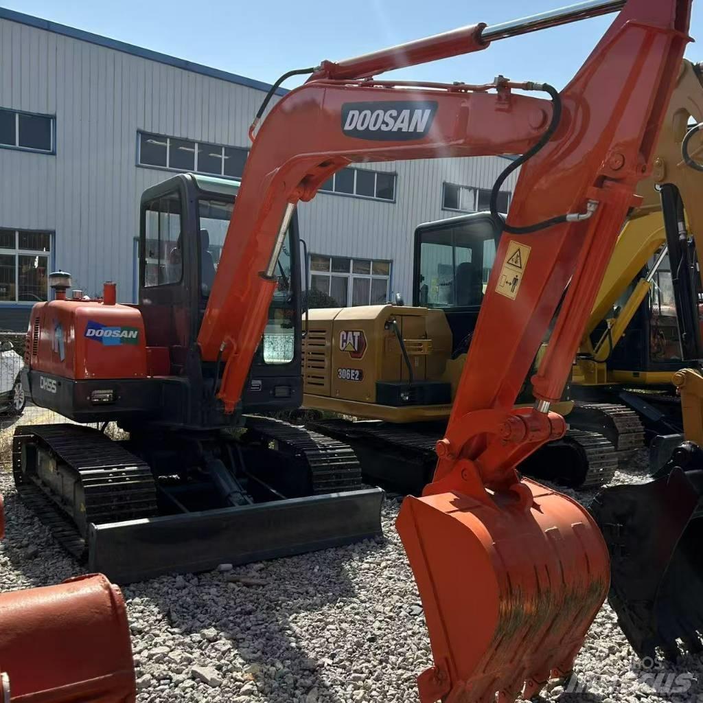 Doosan 55 Гусеничные экскаваторы