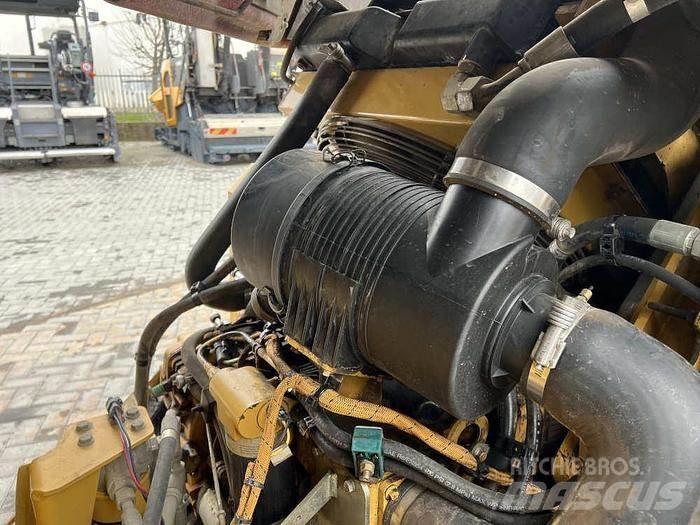 CAT CB 434D XW Катки тротуарные