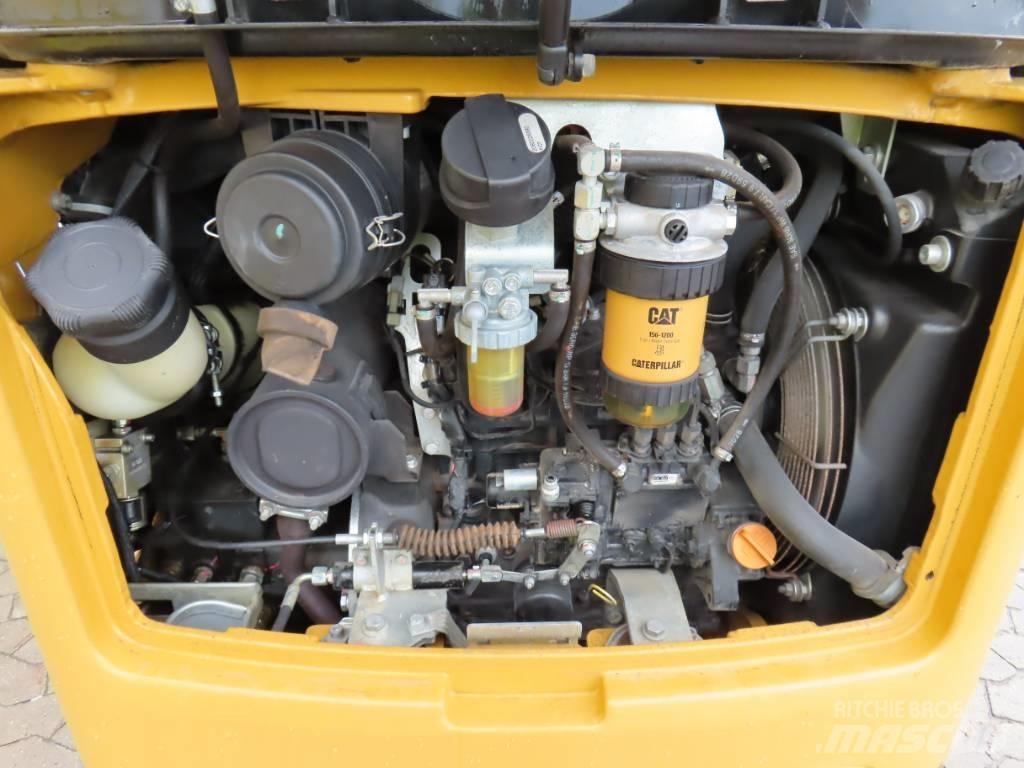 CAT 301.7 D Мини-экскаваторы