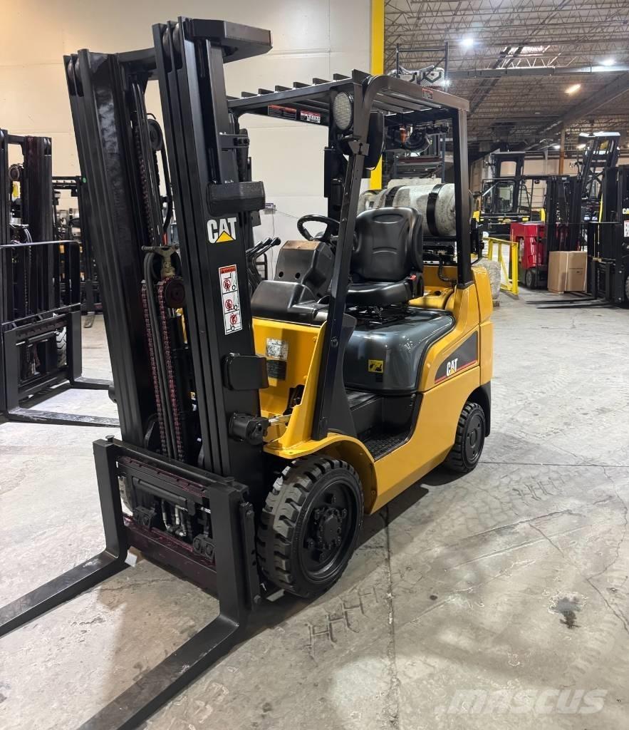 CAT FGC25N Другие складские механизмы