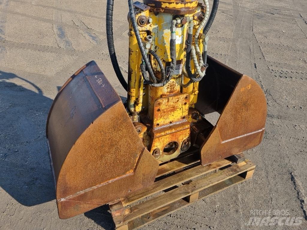 Liebherr 600 MM Грейферы