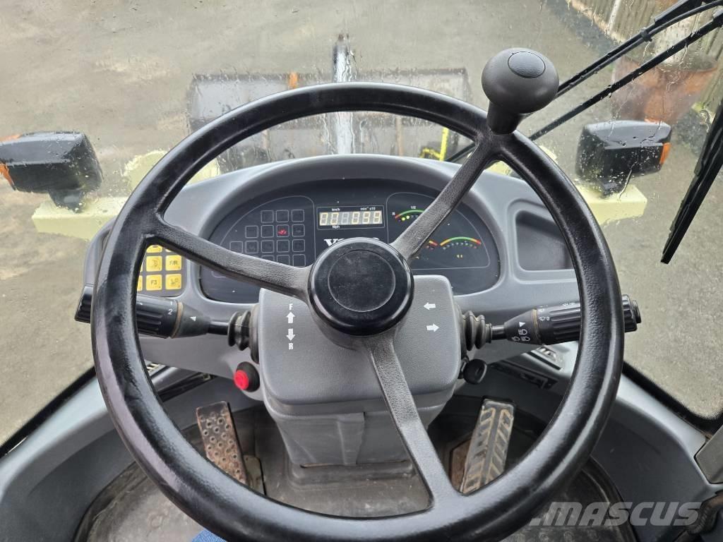 Volvo L 30 B Фронтальные погрузчики