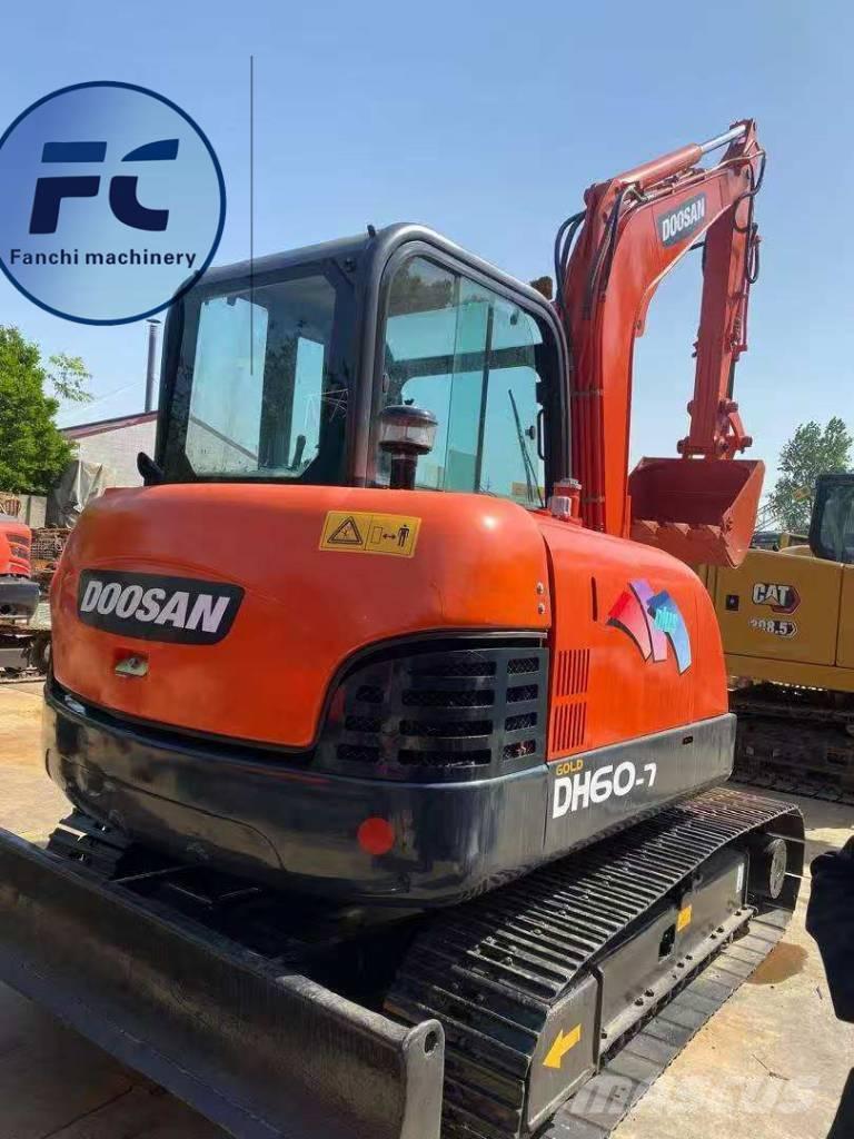 Doosan DH 60-7 Гусеничные экскаваторы