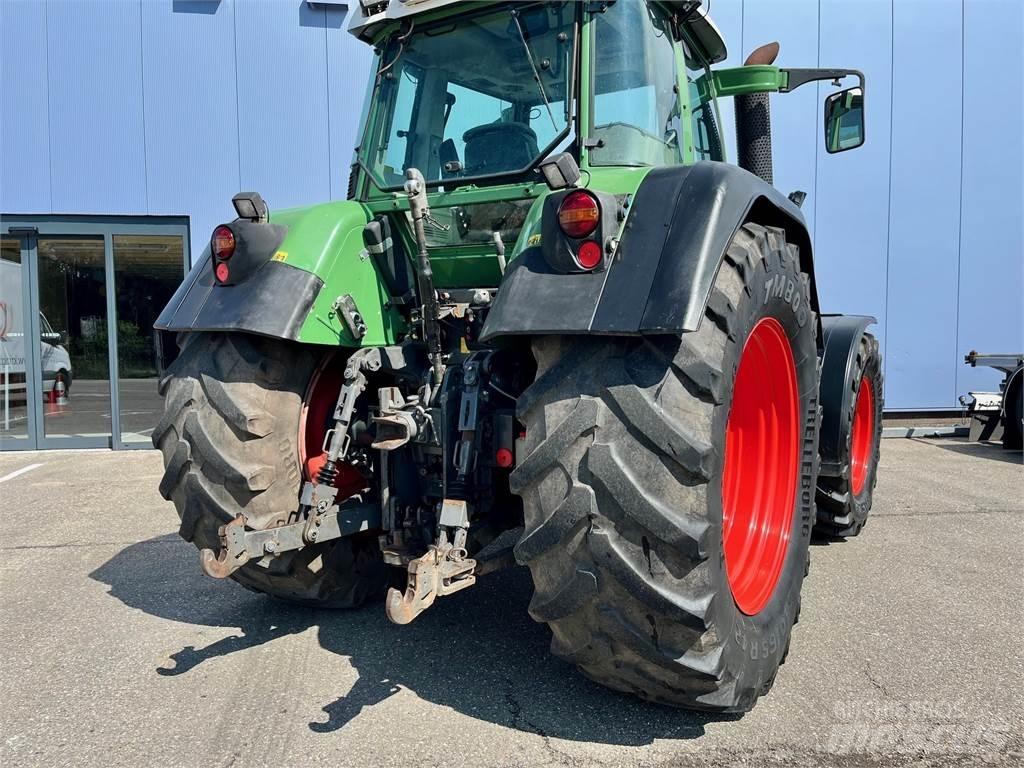Fendt 718 COM3 Трактора