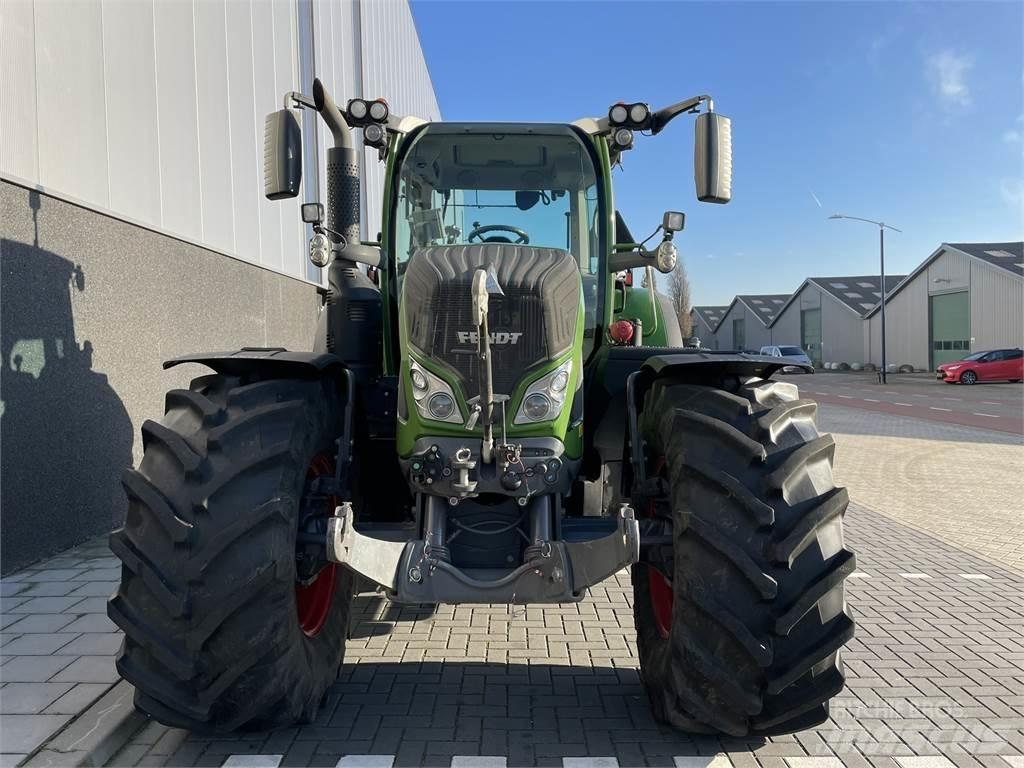 Fendt 724 S4 Трактора