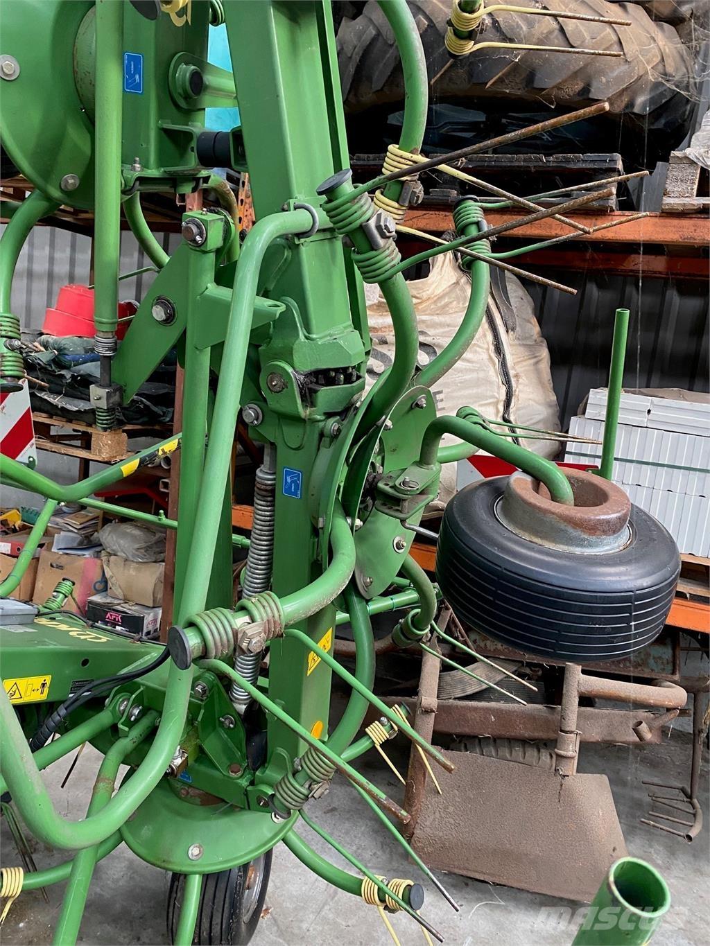 Krone KW 8.82 Грабли-ворошилки