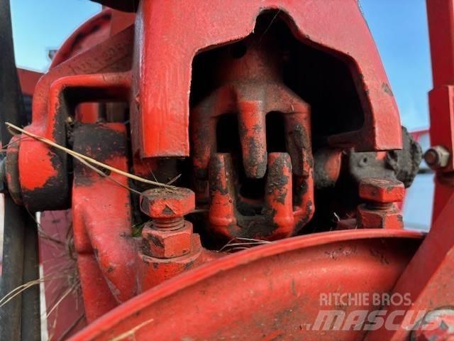 Kuhn GF 10601 TO Грабли-ворошилки