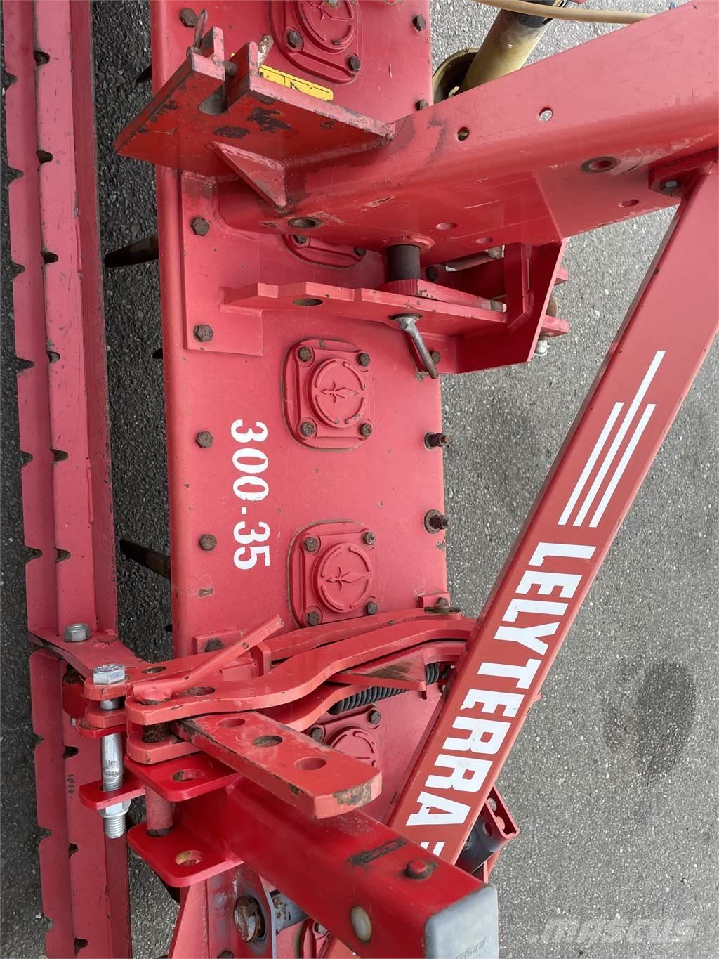 Lely 300-35 Почвеные фрезы