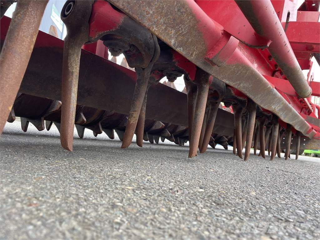 Lely 300-35 Почвеные фрезы