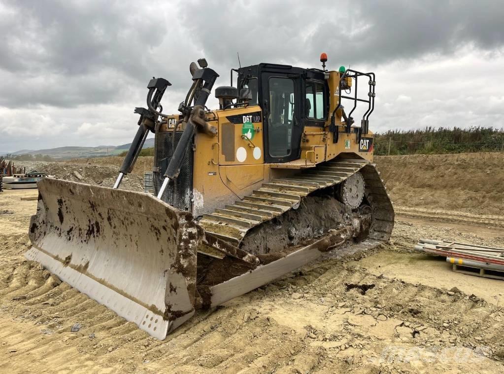 CAT D 6 T LGP Гусеничные бульдозеры