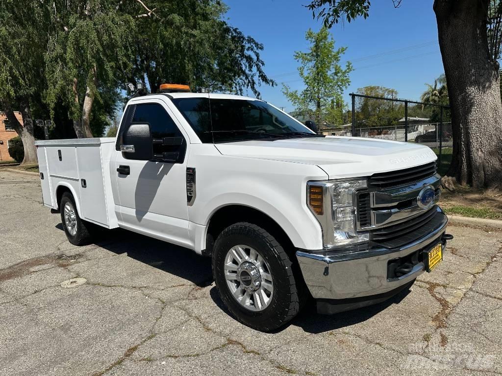Ford F250 Бортовые фургоны