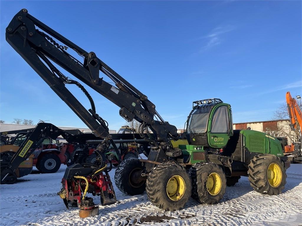 John Deere 1270E Харвестеры