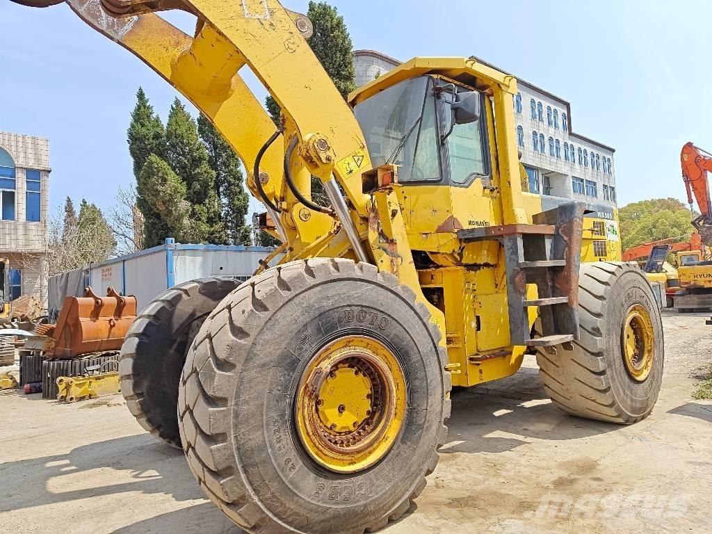 Komatsu WA 500-3 Фронтальные погрузчики