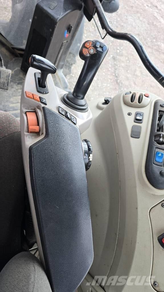 Massey Ferguson 5713 Трактора