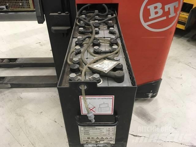 BT SRE 160 Самоходные электроштабелёры