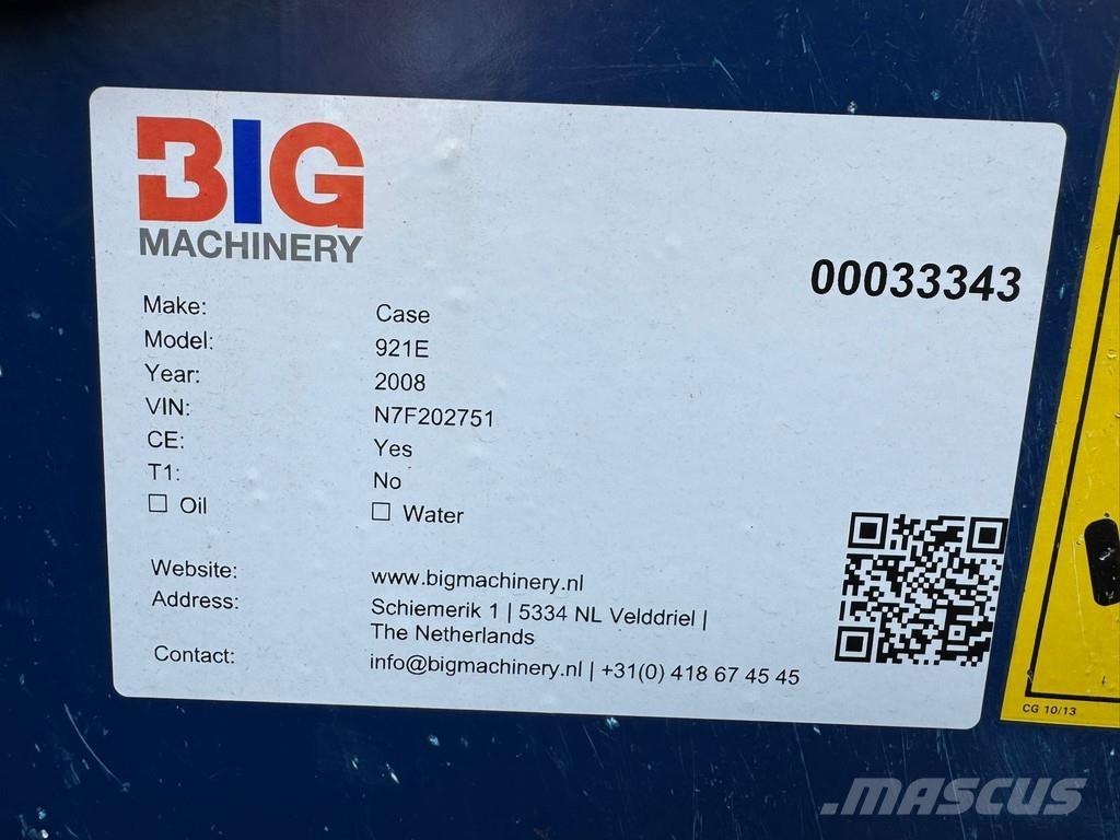 CASE 921E Фронтальные погрузчики