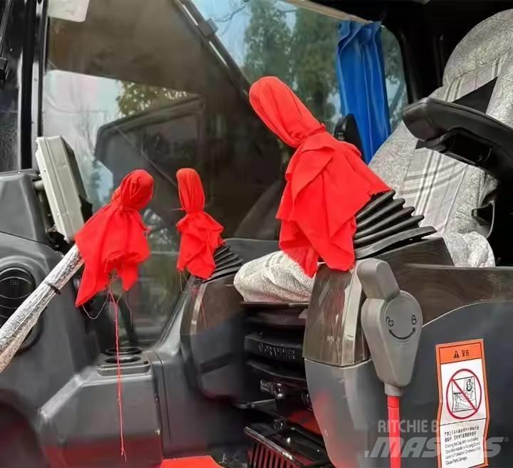 Sany SY 215 C Гусеничные экскаваторы