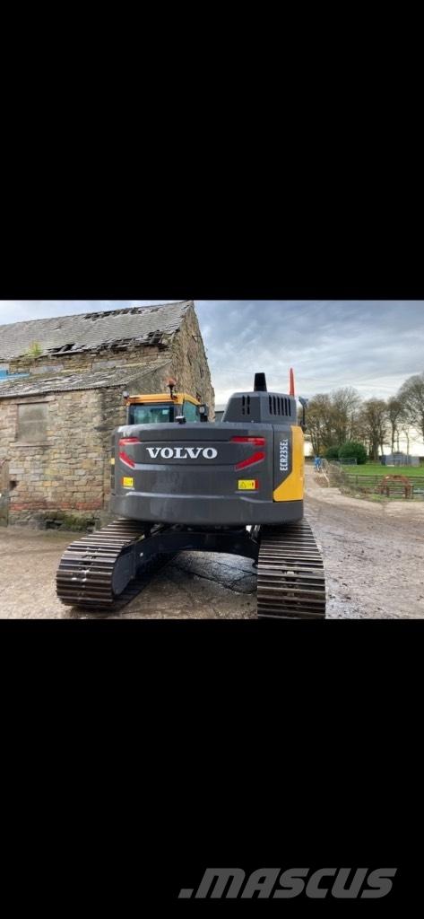Volvo ECR 235 E Гусеничные экскаваторы