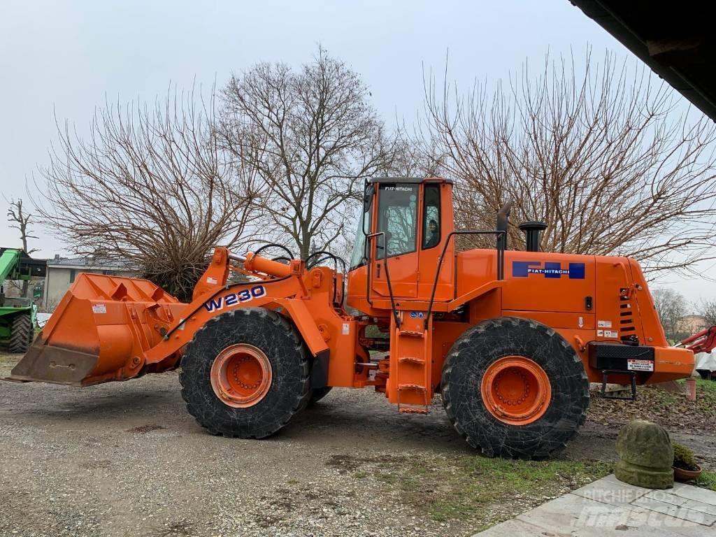 Fiat-Hitachi W230 Фронтальные погрузчики