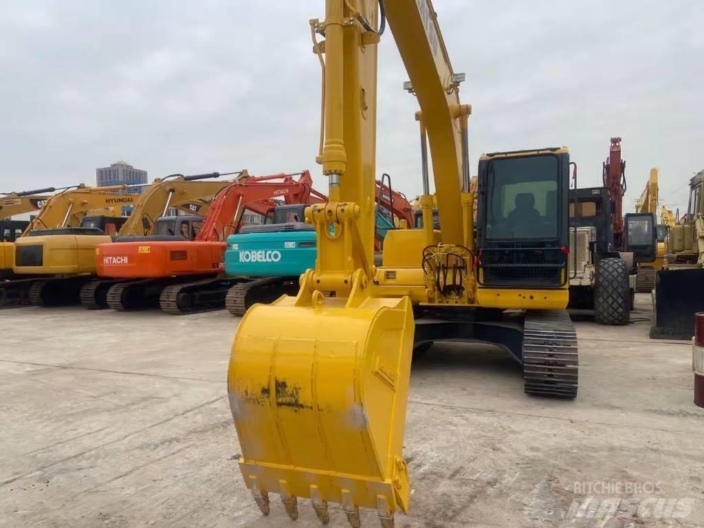 Komatsu PC 130 Гусеничные экскаваторы