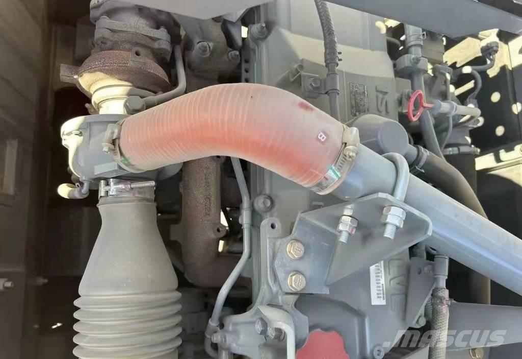 Hitachi 250 Гусеничные экскаваторы