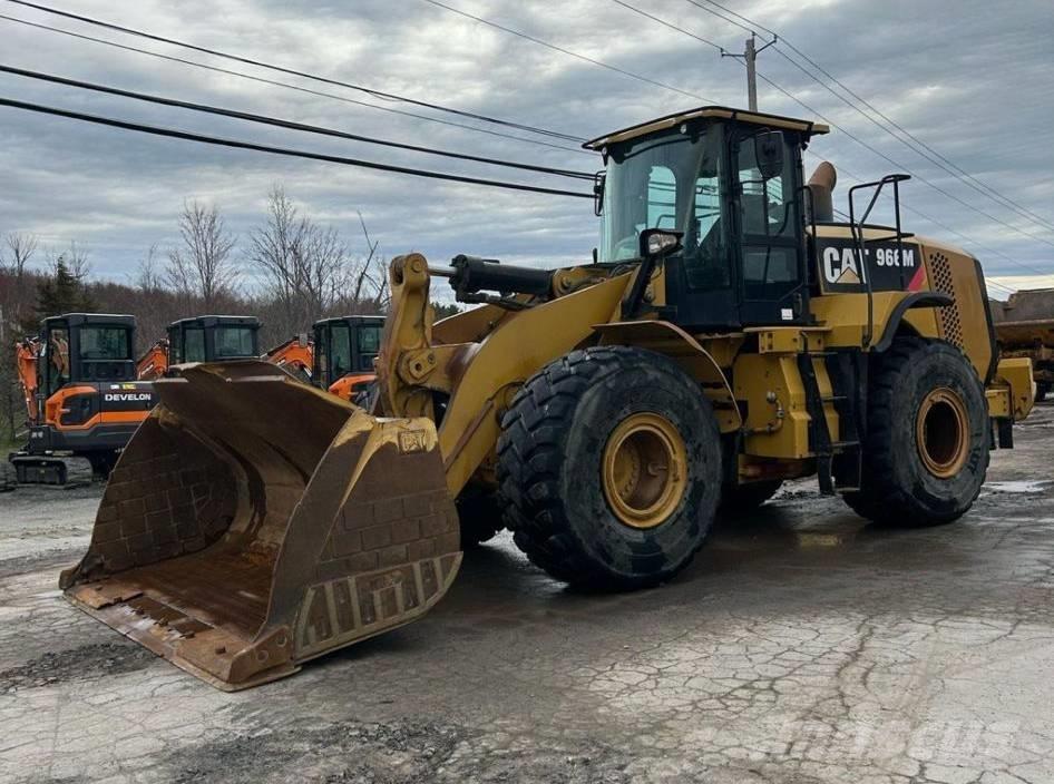 CAT 966 M Фронтальные погрузчики