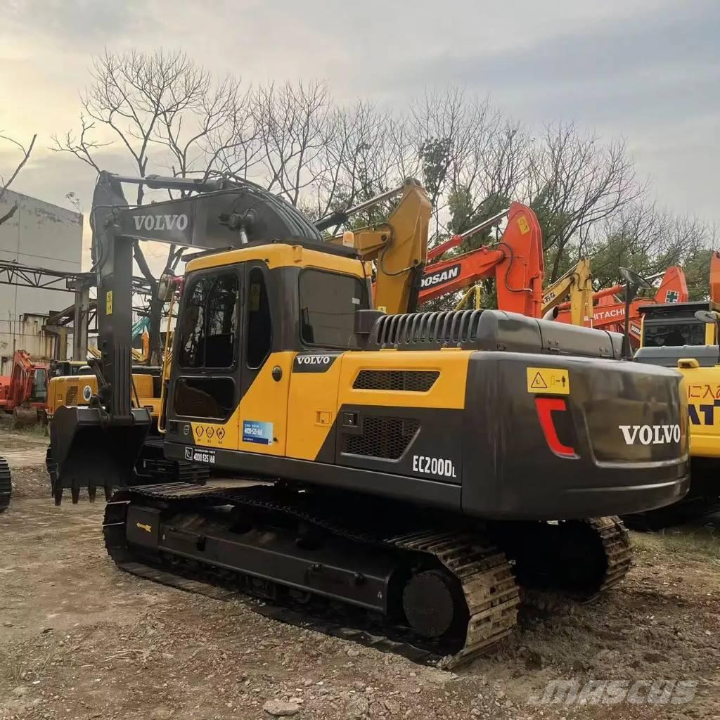 Volvo EC200D Гусеничные экскаваторы