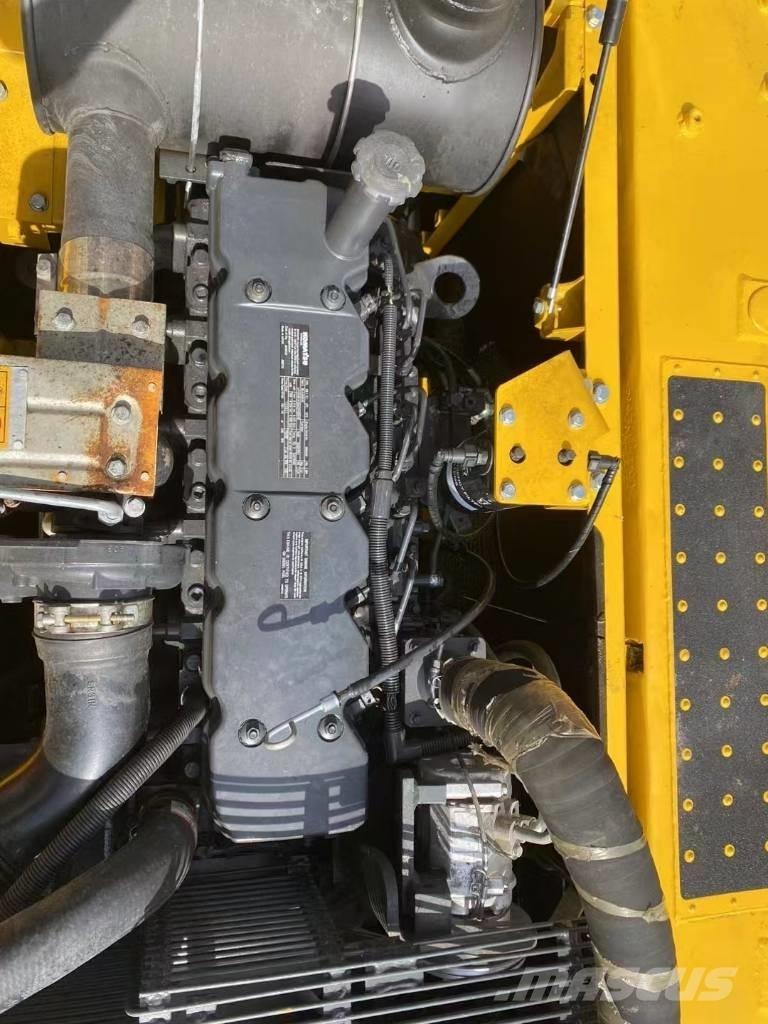 Komatsu 200-8 Гусеничные экскаваторы