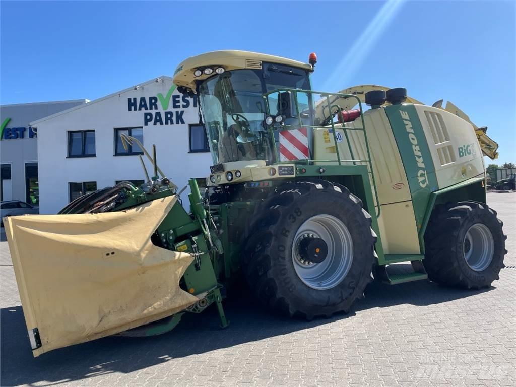 Krone BiG X 700 Прицепные кормоуборочные комбайны