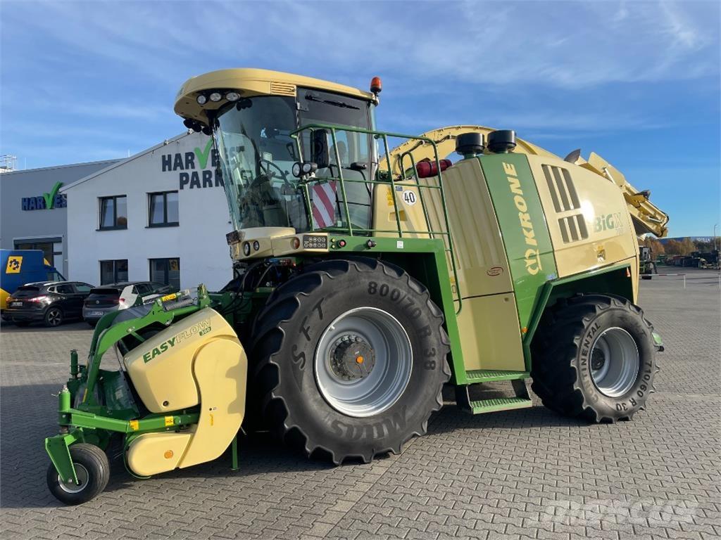 Krone BiG X 700 Прицепные кормоуборочные комбайны
