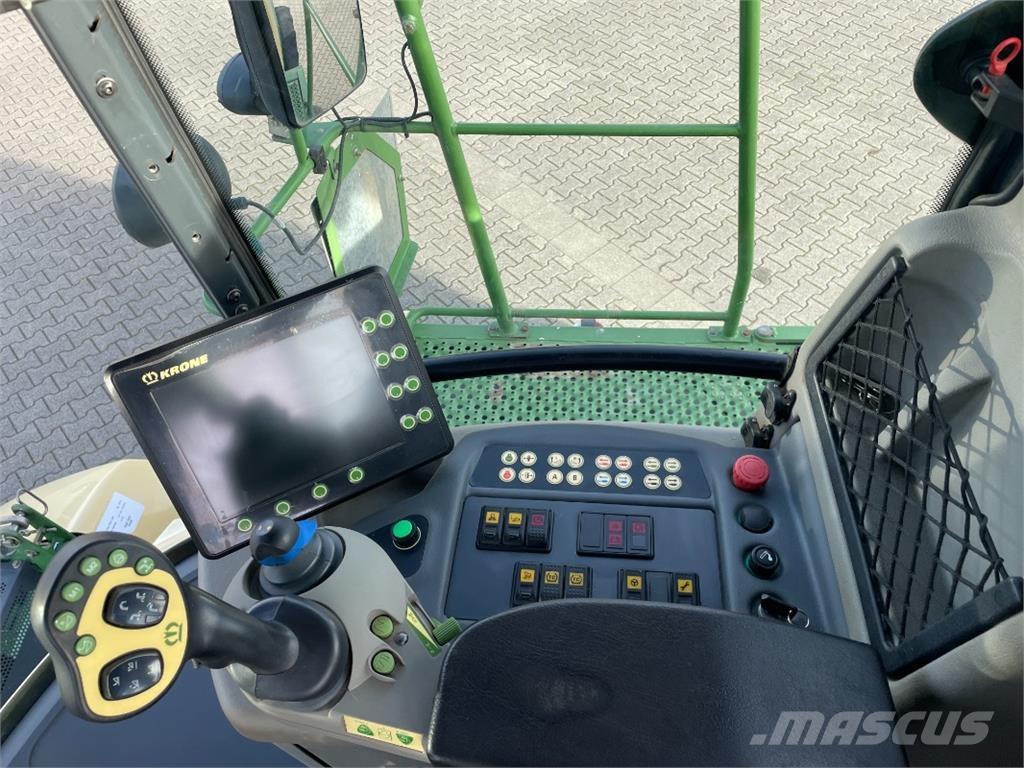 Krone BiG X 700 Прицепные кормоуборочные комбайны