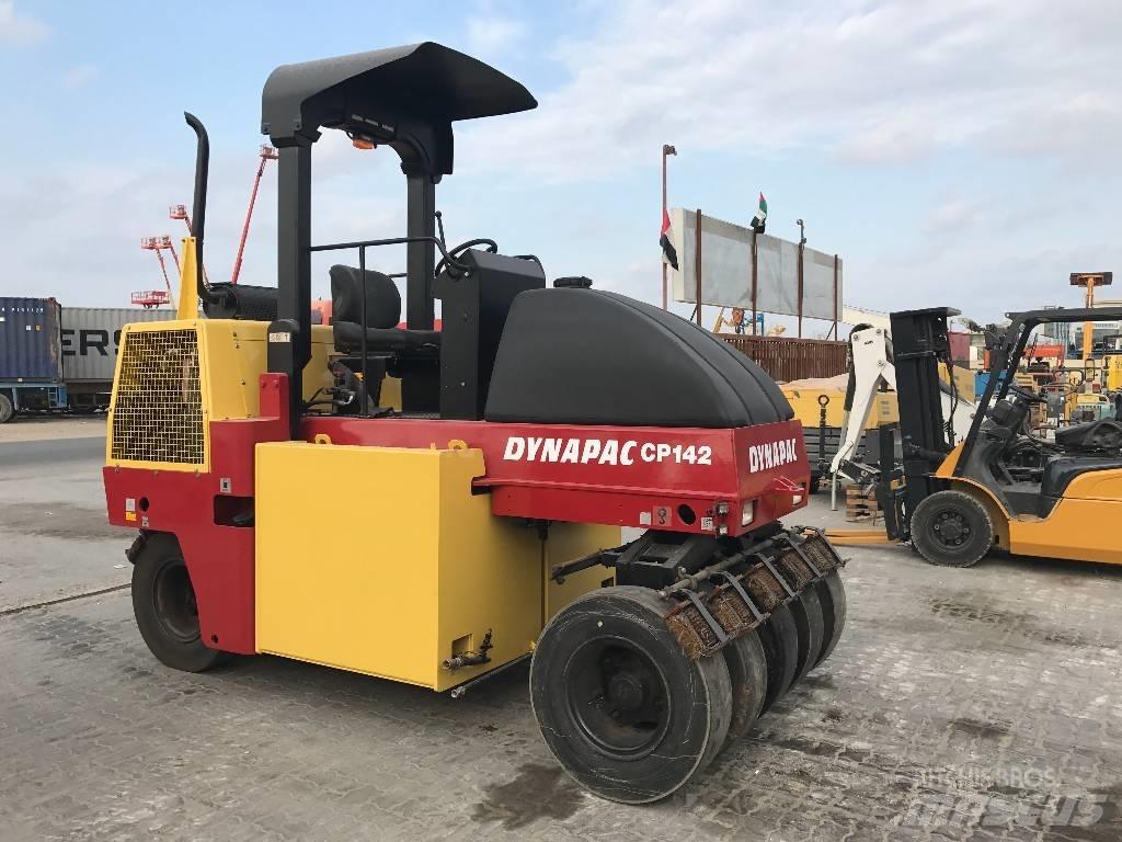 Dynapac CP 142 Пневматические катки