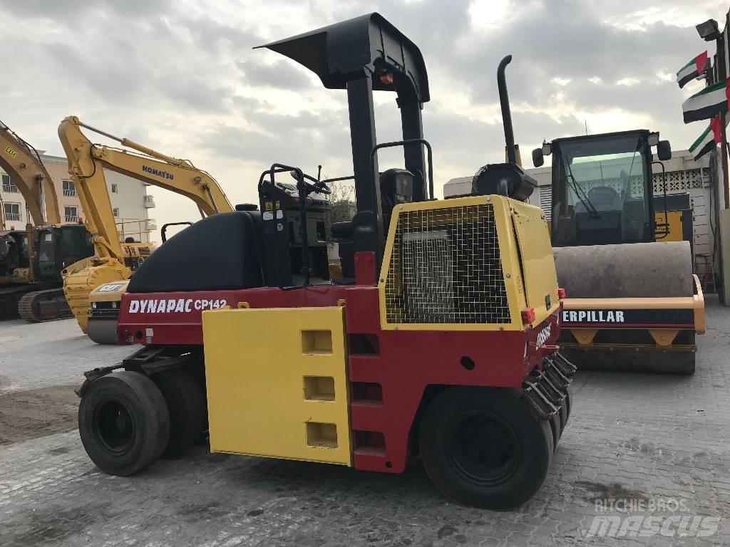 Dynapac CP 142 Пневматические катки