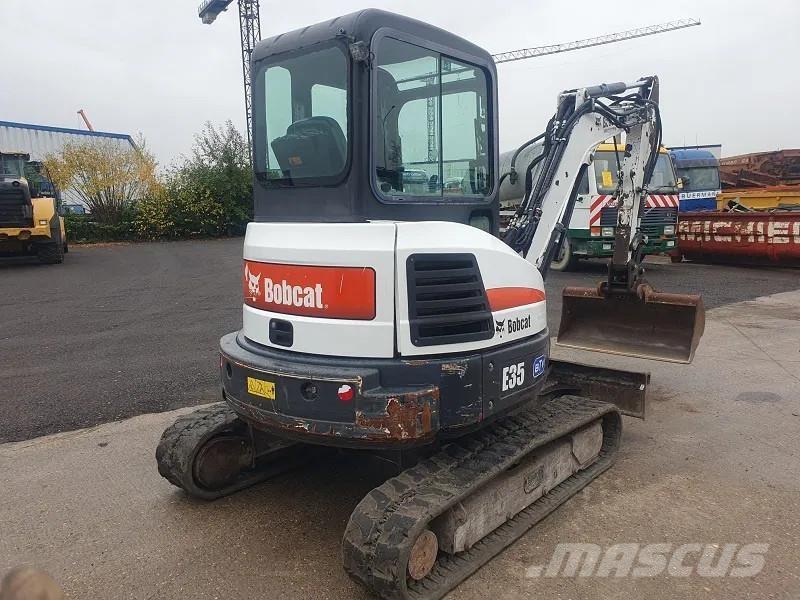 Bobcat E35 - 3500 KG Мини-экскаваторы