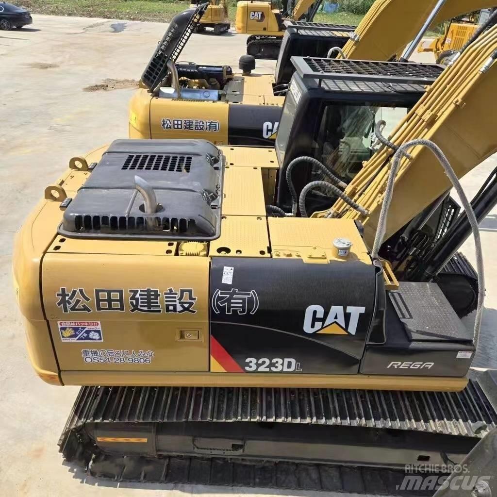 CAT 323 D Гусеничные экскаваторы