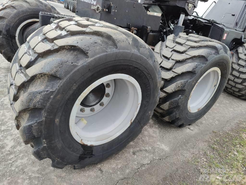 Komatsu 901 XC Харвестеры