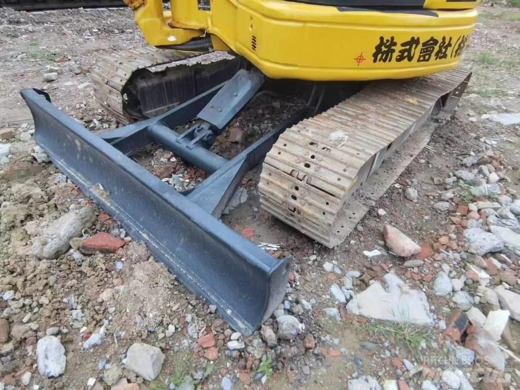 Komatsu PC40 Гусеничные экскаваторы