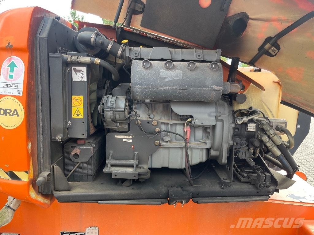 JLG 600 AJ Коленчатые подъемники