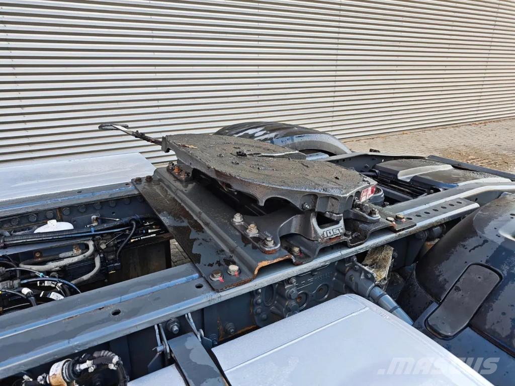 DAF XF 460 4x2 Седельные тягачи