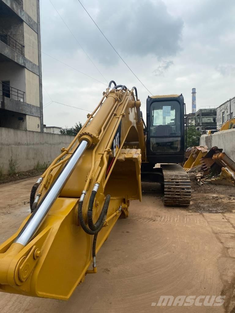 CAT 320 C Гусеничные экскаваторы