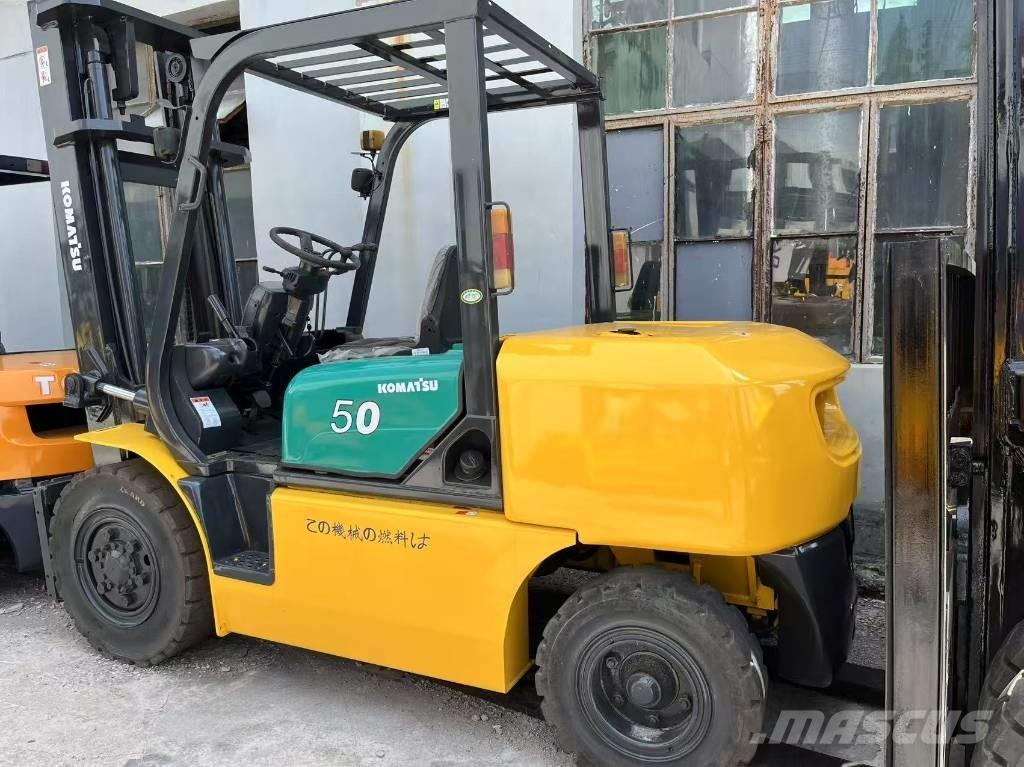 Komatsu FD 50-6 Дизельные погрузчики