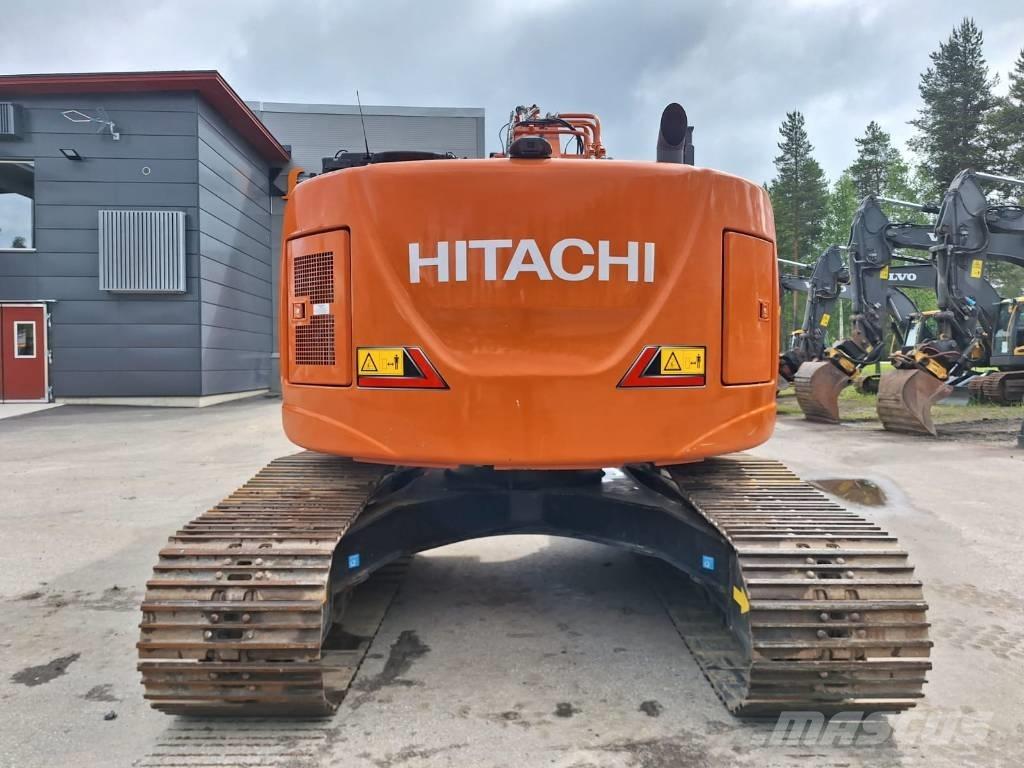 Hitachi ZX225USLC-7 Гусеничные экскаваторы