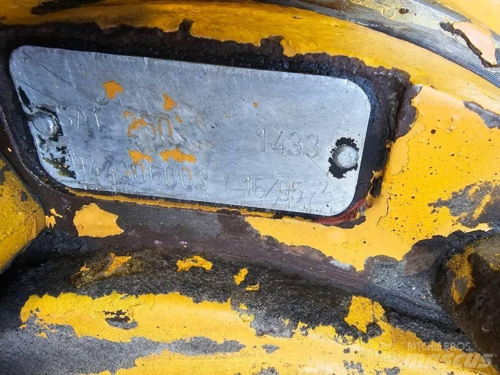 Liebherr SAT250 Трансмиссии и КПП