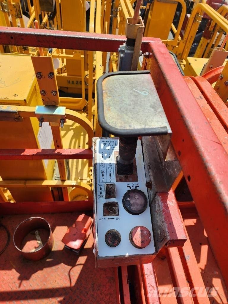 SkyJack SJ 3219 Ножничные подъемники