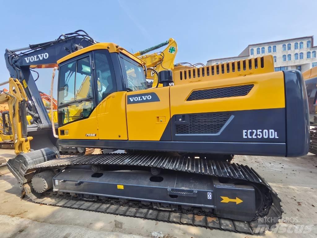 Volvo EC 250 D L Гусеничные экскаваторы