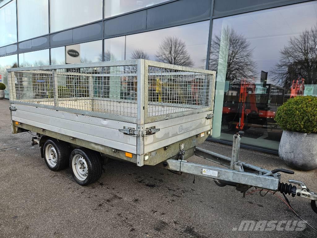 Saris bagtipper Самосвальные прицепы