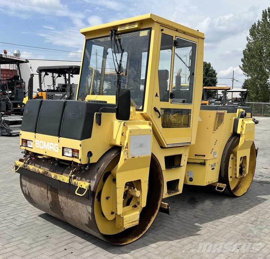Bomag BW 151 AD-2 Катки тротуарные