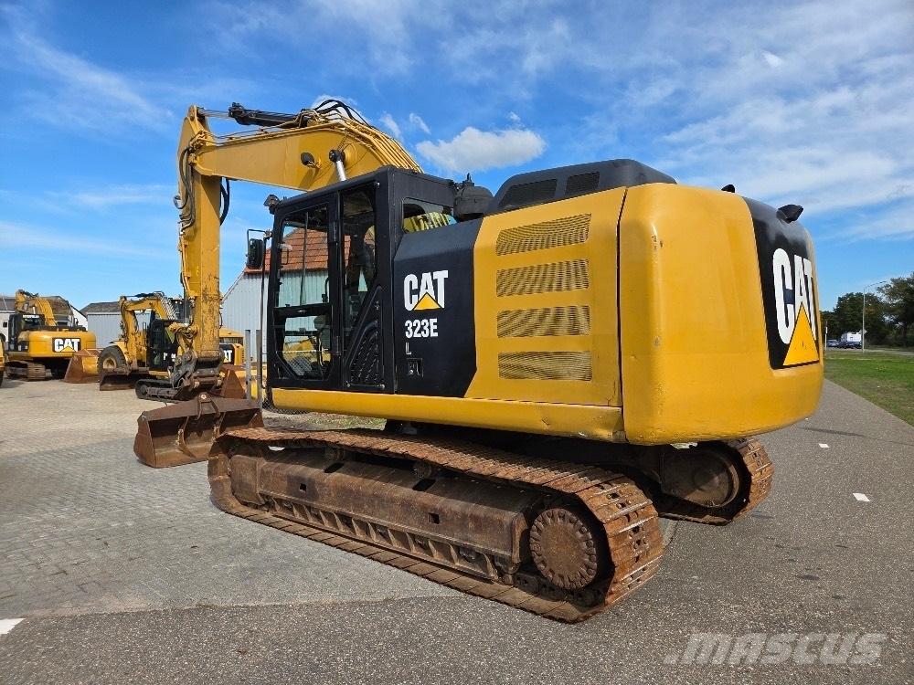 CAT 323EL Гусеничные экскаваторы