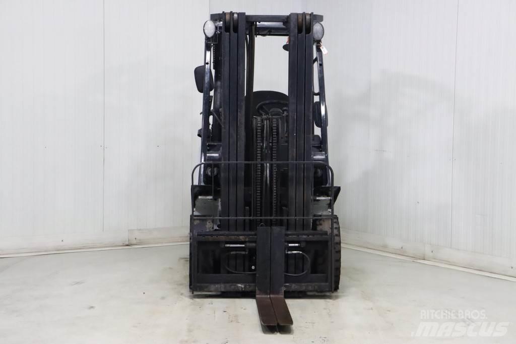 Nissan U1D2A20LQ Газовые погрузчики